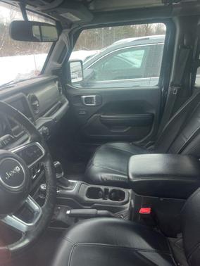 2020 Jeep Gladiator Sport S