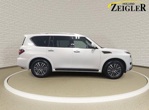 2024 Nissan Armada SL 4WD