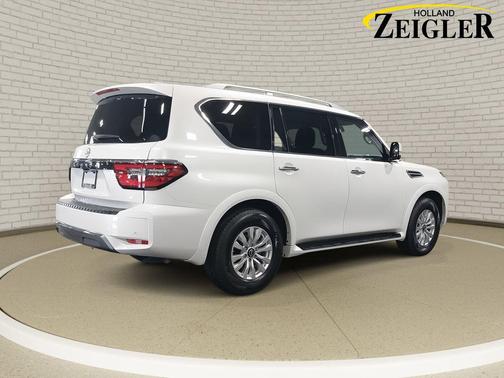 2024 Nissan Armada SV 4WD