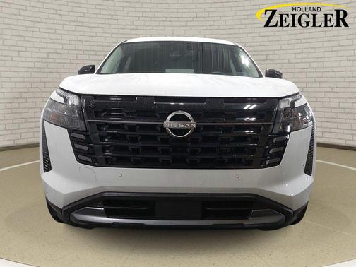 Everest White Pearl Tricoat 2026 Nissan Pathfinder Platinum