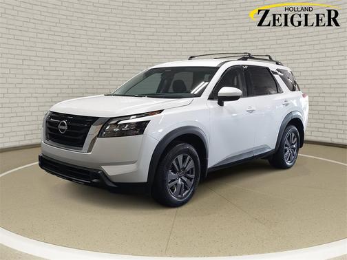 2025 Nissan Pathfinder SV 4WD