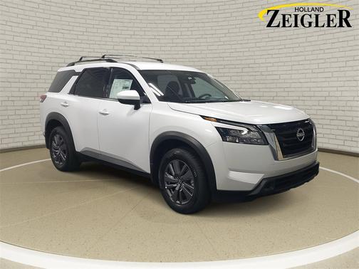 2025 Nissan Pathfinder SV 4WD