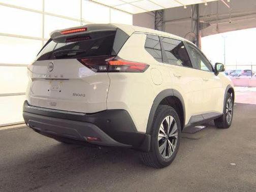 Pearl White Tricoat 2023 Nissan Rogue SV
