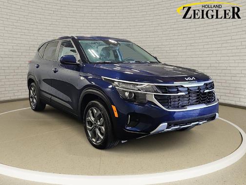 Blue 2026 Kia Seltos LX