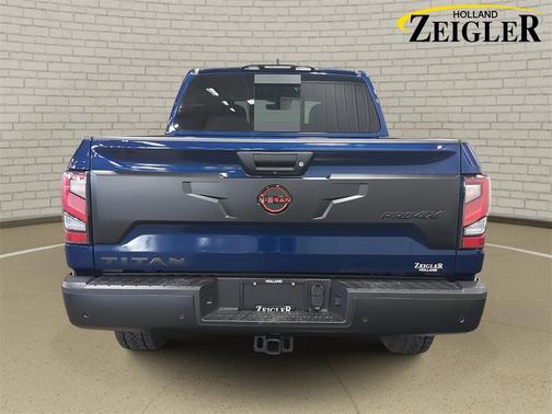 2024 Nissan Titan PRO-4X