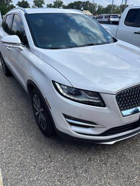White Platinum Clearcoat Metallic 2019 Lincoln MKC Reserve