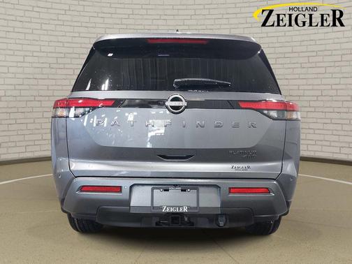 Gun Metallic 2026 Nissan Pathfinder Platinum