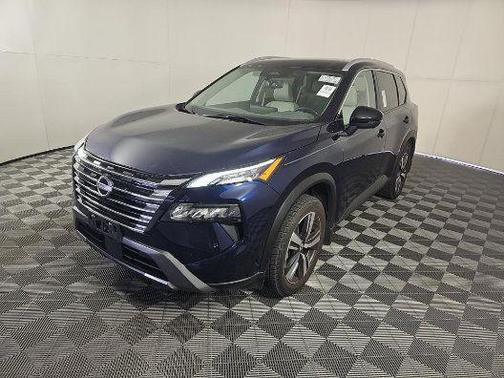 Deep Ocean Blue Pearl/Super Black 2024 Nissan Rogue SL