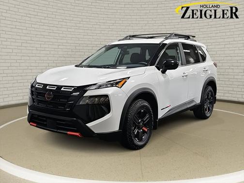 2025 Nissan Rogue Rock Creek
