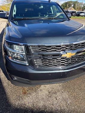 Shadow Gray Metallic 2019 Chevrolet Suburban LT