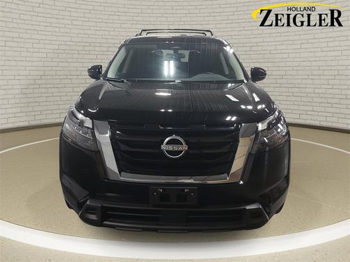 2024 Nissan Pathfinder SV 4WD