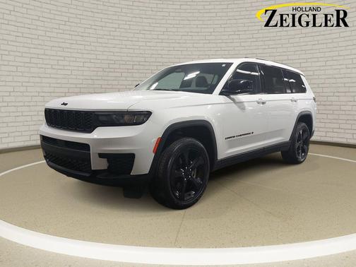 Bright White Clearcoat 2023 Jeep Grand Cherokee L Altitude