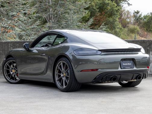 2024 Porsche 718 Cayman GTS 4.0
