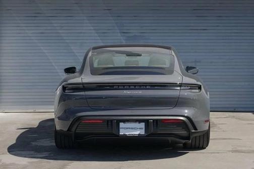 2025 Porsche Taycan 4