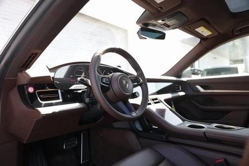 2025 Porsche Taycan 4