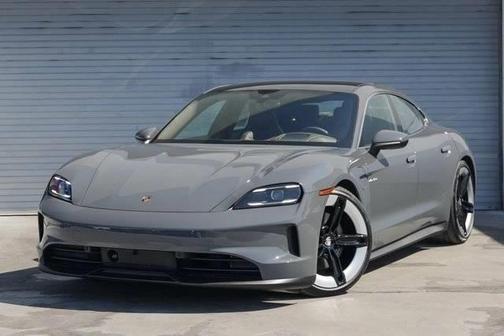 2025 Porsche Taycan 4