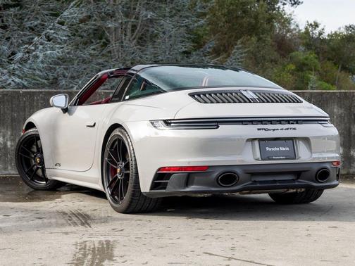 2024 Porsche 911 Targa 4 GTS