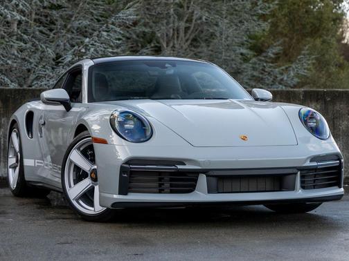 2025 Porsche 911 Turbo