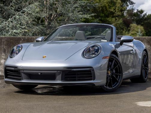 Dolomite Silver Metallic 2021 Porsche 911 Carrera