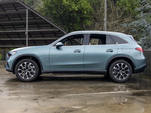 2025 Mercedes-Benz GLC 350e Base