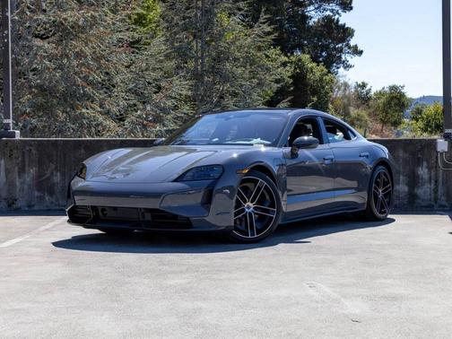 2025 Porsche Taycan Turbo S