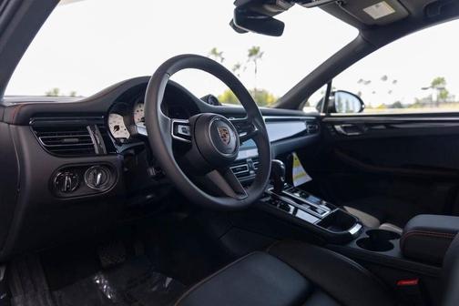 2026 Porsche Macan T