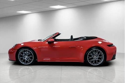2025 Porsche 911 Carrera