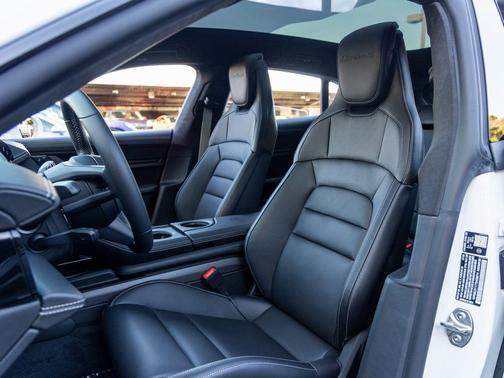 2026 Porsche Taycan Turbo S