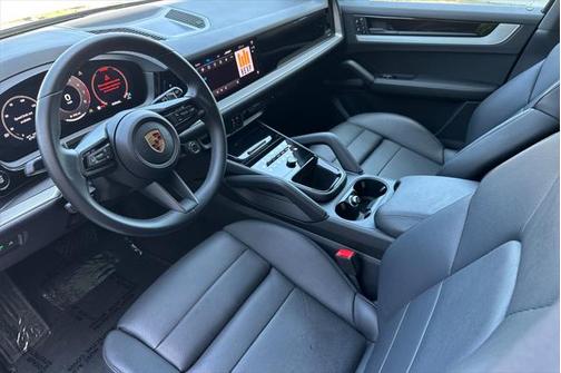 2024 Porsche Cayenne