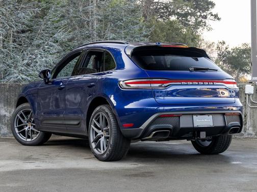 2026 Porsche Macan 