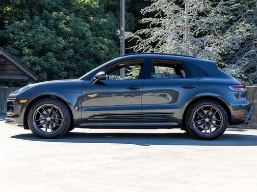 2023 Porsche Macan T
