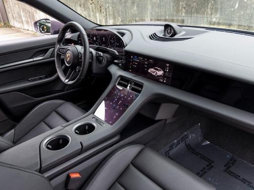 2025 Porsche Taycan Taycan