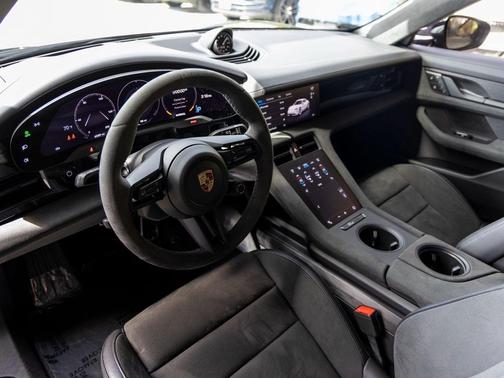 2023 Porsche Taycan GTS