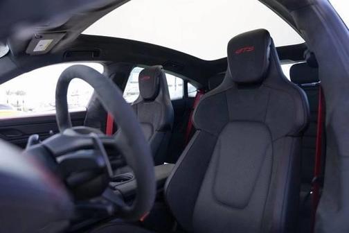 2025 Porsche Taycan GTS