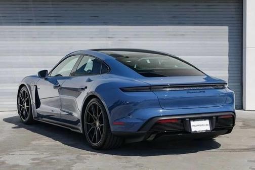 2025 Porsche Taycan GTS