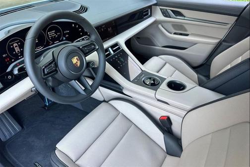 2025 Porsche Taycan 4
