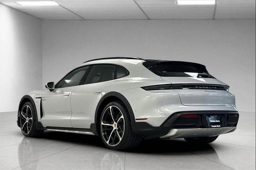 2025 Porsche Taycan 4