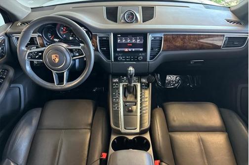 2018 Porsche Macan Base