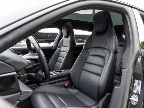 2023 Porsche Taycan 4