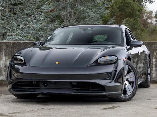2023 Porsche Taycan 4