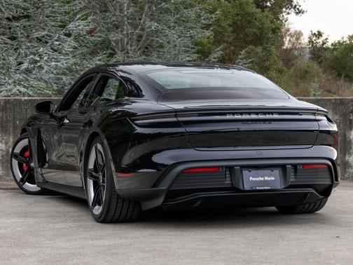 2025 Porsche Taycan 4S