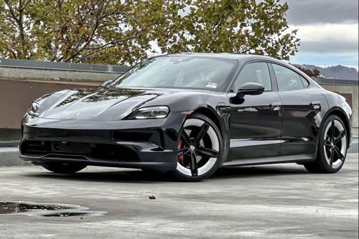 2025 Porsche Taycan 4S