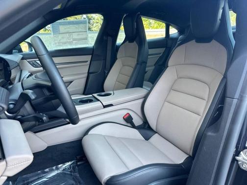 2025 Porsche Taycan 4S