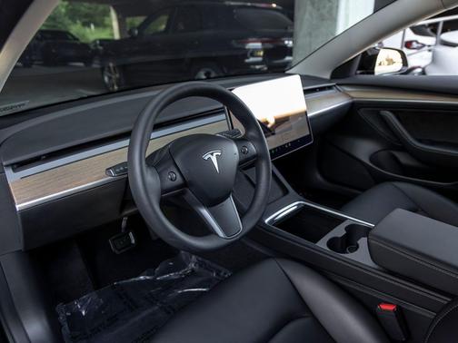 Solid Black 2023 Tesla Model 3 Standard Range