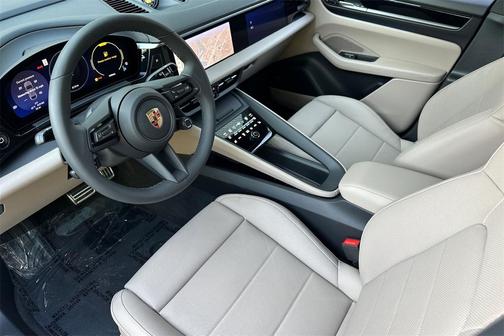 2025 Porsche Macan 4S
