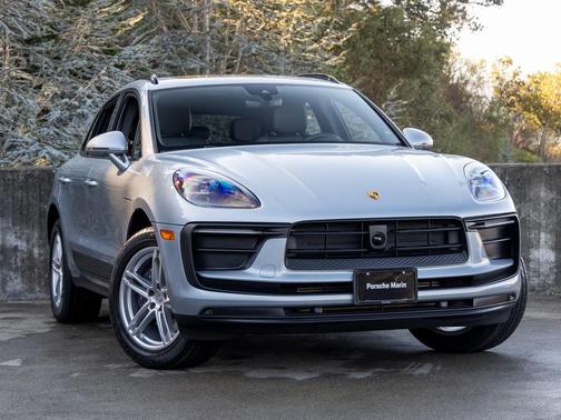 2025 Porsche Macan T
