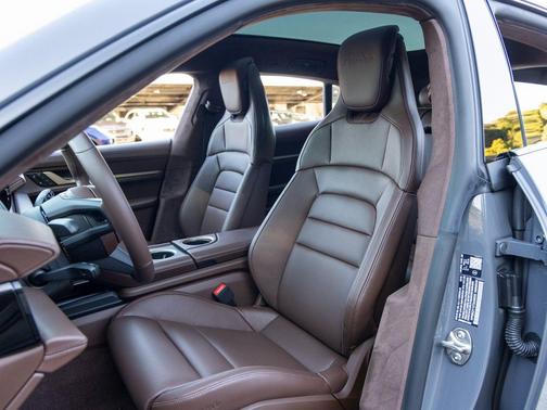 2026 Porsche Taycan Turbo