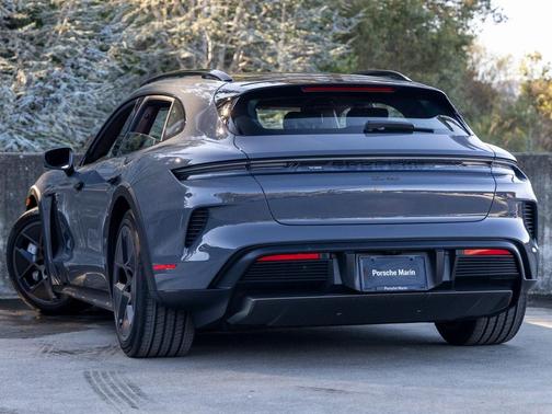 2026 Porsche Taycan Turbo