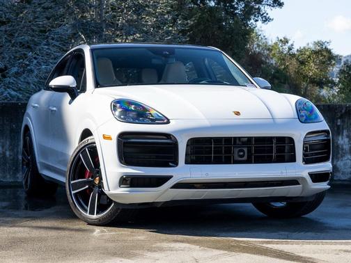 2023 Porsche Cayenne GTS