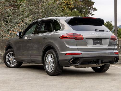 2017 Porsche Cayenne 